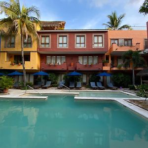 Casa Loteria -Pueblito Sayulita- Colorful, Family And Relax Experience With Private Parking And Pool